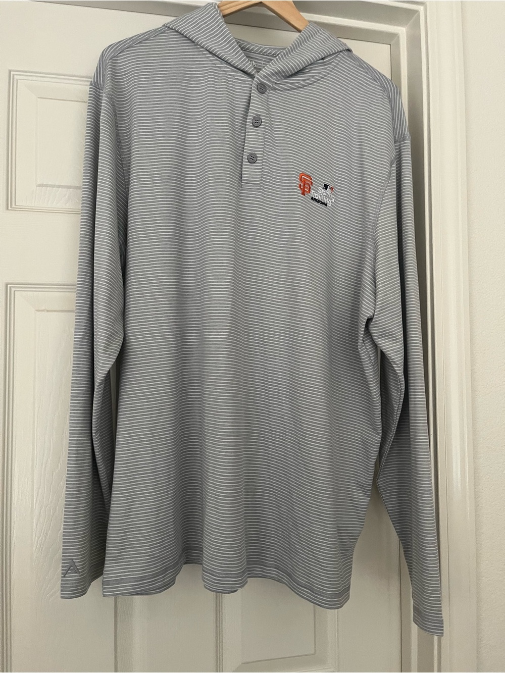 NWT men’s sf Giants Arizona spring training hooded Long-Sleeve Shirt